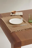 FIBER PLACEMAT WITH FRINGING