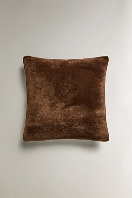 SHORT FAUX FUR THROW PILLOW COVER