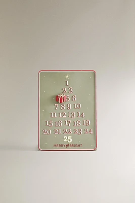 CHILDREN’S METAL CHRISTMAS ADVENT CALENDAR