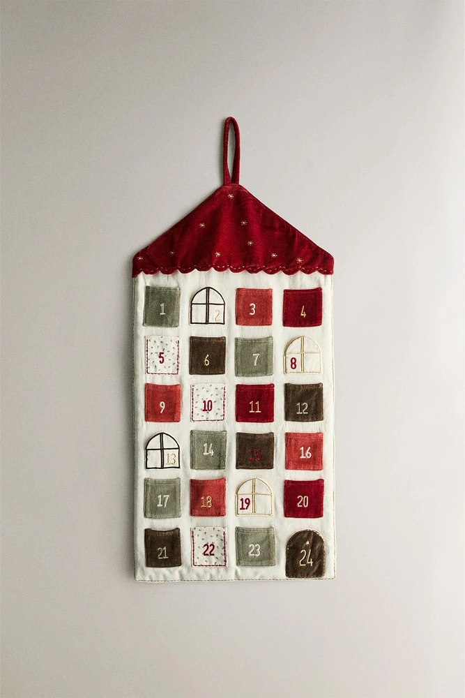 CHILDREN’S CHRISTMAS HOUSE ADVENT CALENDAR