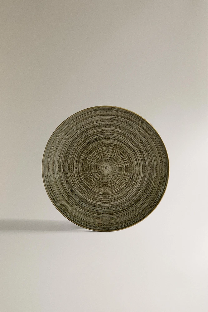 EARTHENWARE DESSERT PLATE WITH SPIRAL DESIGN