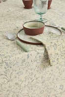 FLORAL PRINT TABLECLOTH