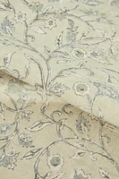 FLORAL PRINT TABLECLOTH