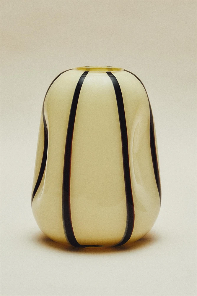 IRREGULAR STRIPED GLASS VASE x COLLAGERIE