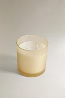 (350 G) SILK PEONY SCENTED CANDLE