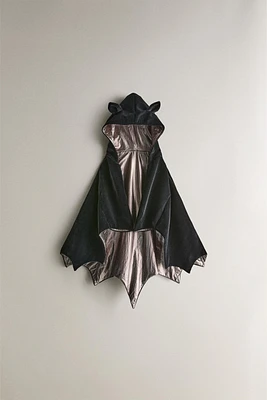 CHILDREN’S HALLOWEEN BAT COSTUME