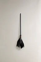 CHILDREN'S HALLOWEEN WITCH COSTUME BROOM