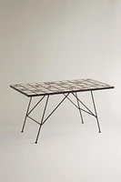 TABLE WITH MOSAIC TOP