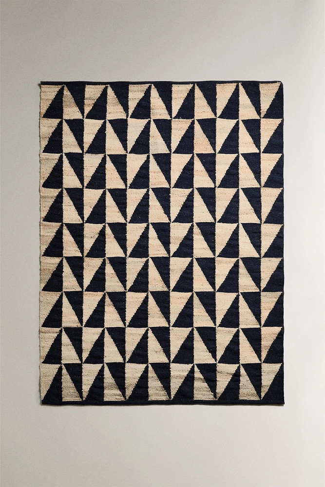 JUTE WOOL AREA RUG WITH GEOMETRIC DESIGN