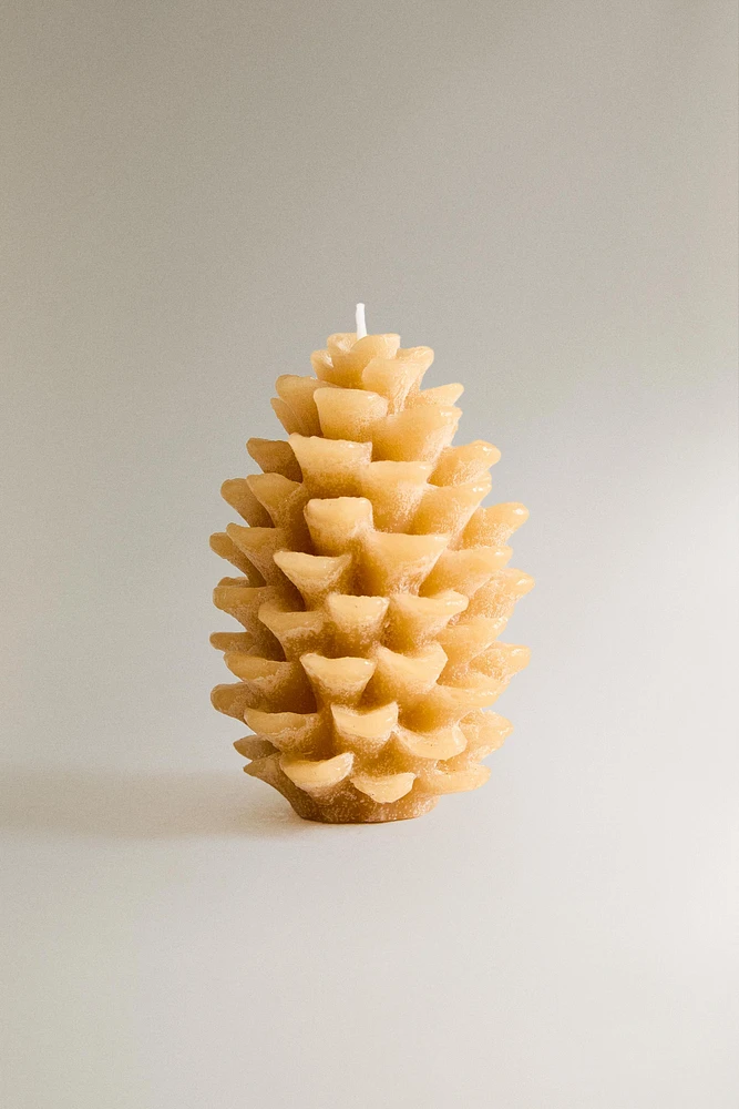 CHRISTMAS PINE CONE CANDLE