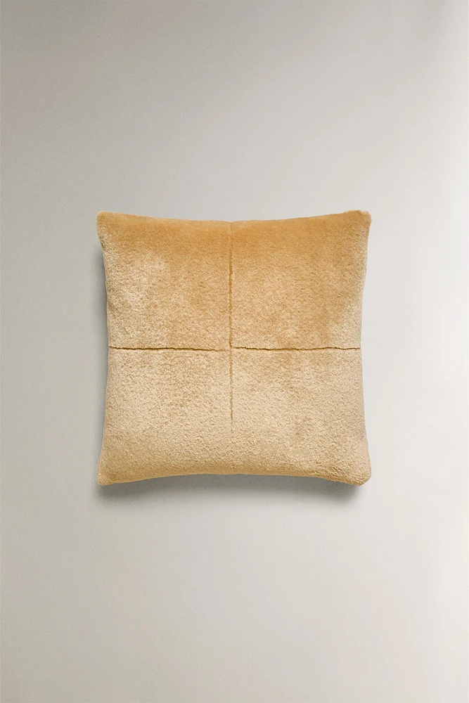 FAUX FUR THROW PILLOW COVER WITH BACKSTITCHING