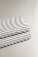 FLAT SHEET WITH THIN STRIPES