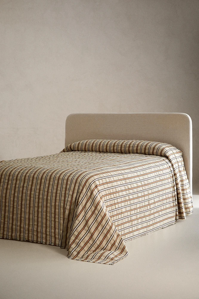 STRIPED BEDSPREAD