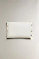 PILLOWCASE WITH TASSELS