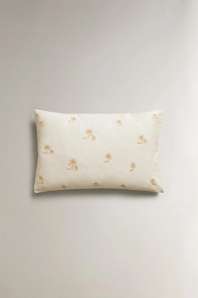 PILLOWCASE WITH EMBROIDERED PALM TREES