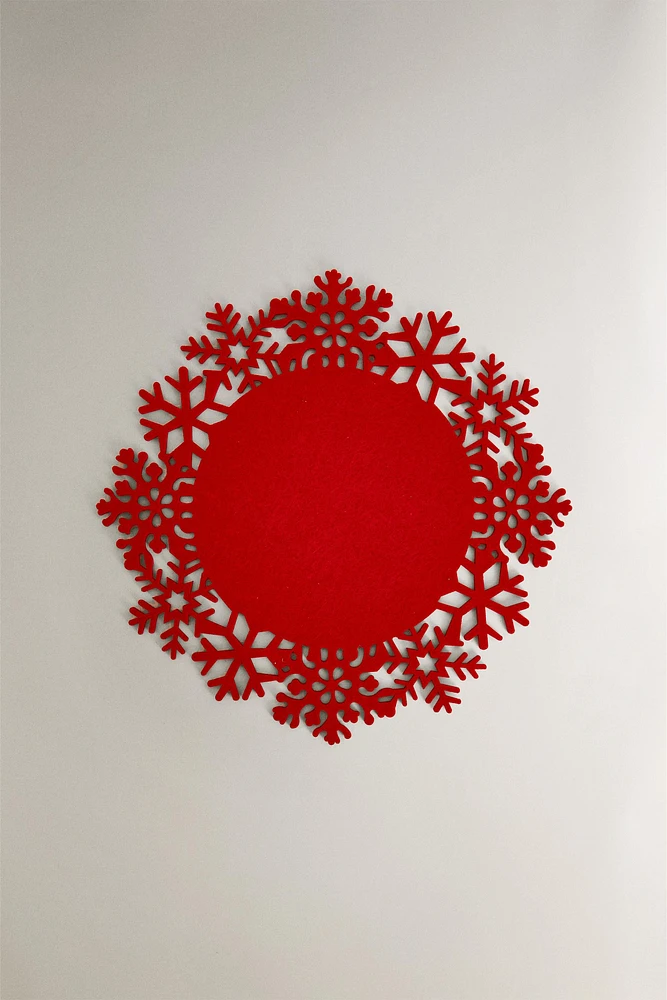 CHRISTMAS SNOWFLAKE FELT PLACEMAT