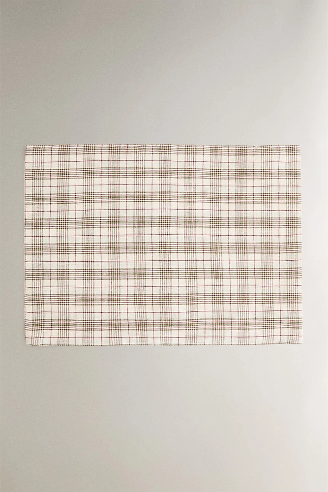 CHRISTMAS REVERSIBLE TARTAN LINEN PLACEMAT