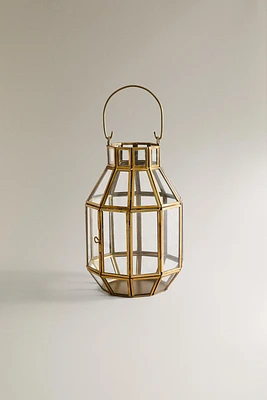 GOLDEN METAL LANTERN