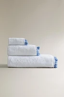 COTTON BATH TOWEL WITH TASSELS