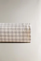 CHILDREN’S GINGHAM BATH TOWEL