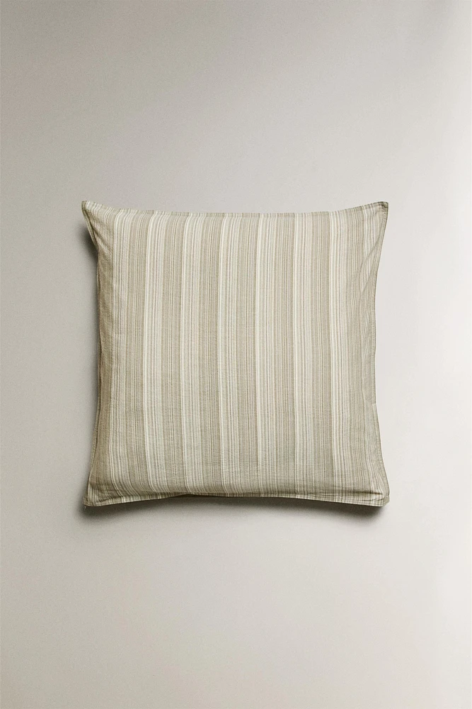 PILLOWCASE WITH CONTRAST STRIPES