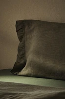 RUFFLED PILLOWCASE