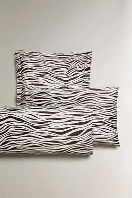 ANIMAL PRINT PILLOWCASE