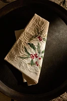 PACK OF JACQUARD CHRISTMAS NAPKINS WITH HOLLY (PACK OF 2)