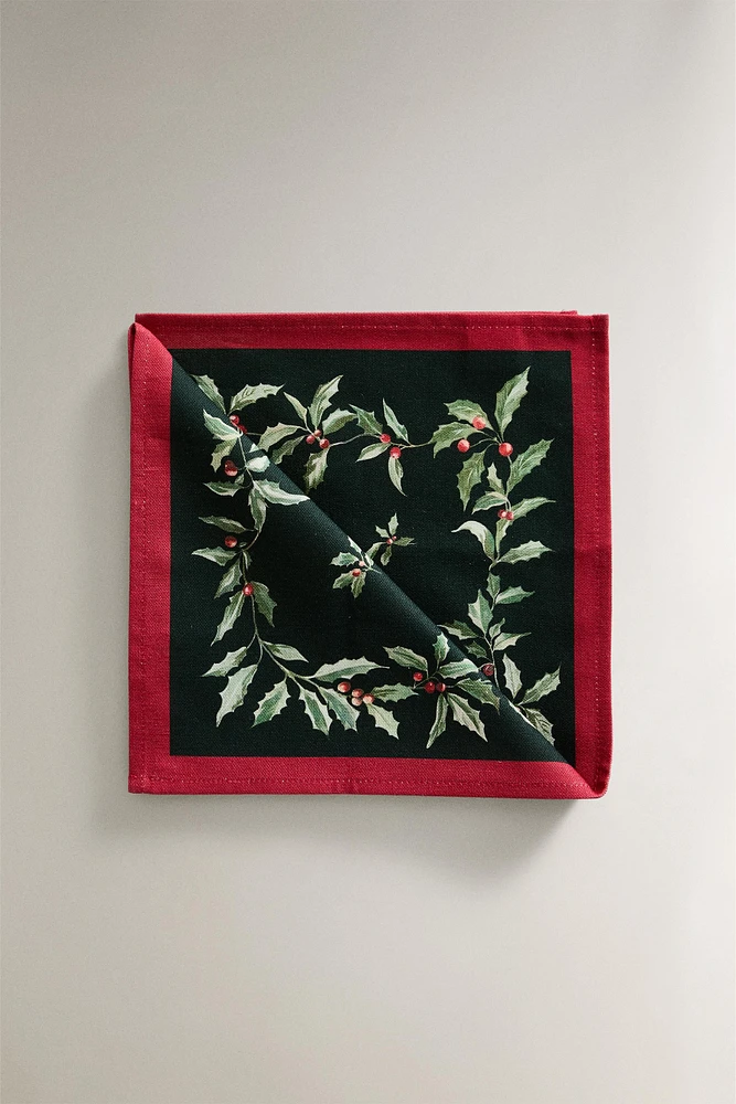 PACK OF CHRISTMAS NAPKINS WITH HOLLY BORDER (PACK OF 2)