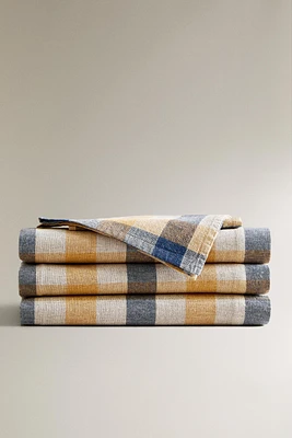 PLAID LINEN TABLECLOTH