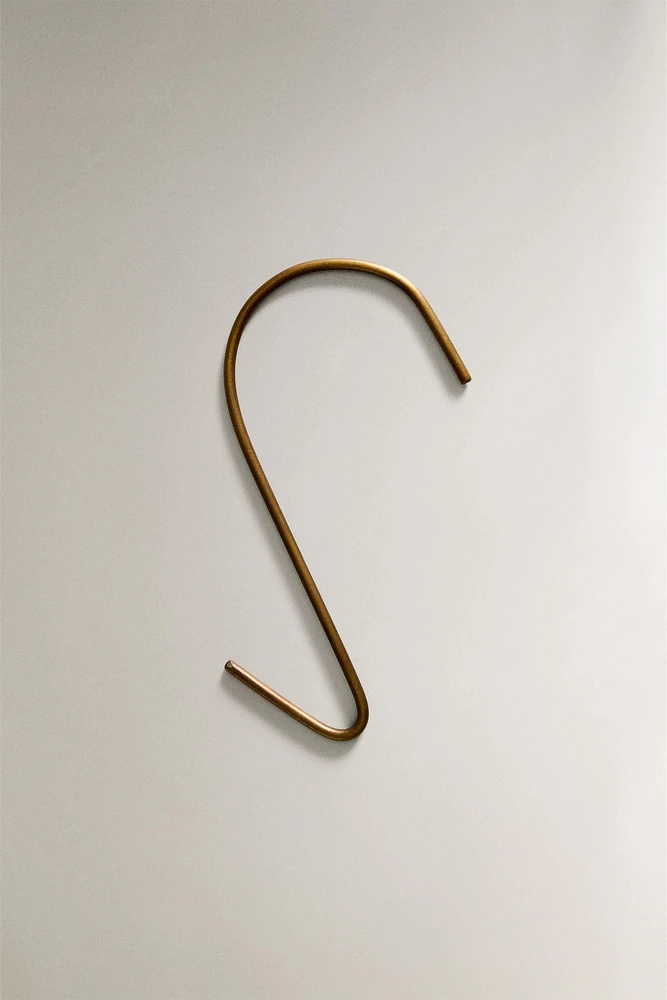 GOLD METAL HOOK