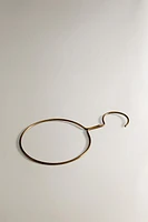 ROUND METAL HANGER