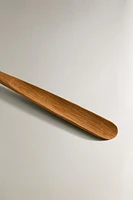 OAK WOOD SHOEHORN