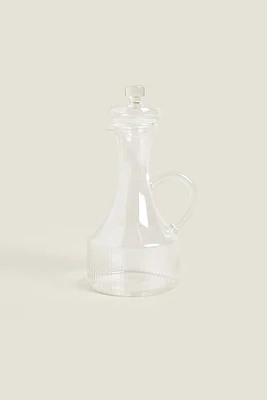 BOROSILICATE GLASS CRUET WITH RAISED DESIGN