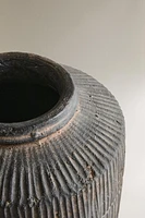 TEXTURED CERAMIC VASE WITH LINES