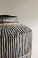 TEXTURED CERAMIC VASE WITH LINES