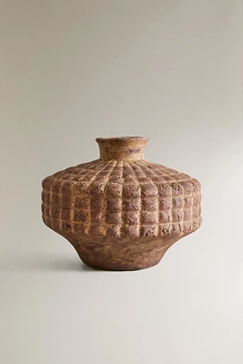 CERAMIC VASE WITH SQUARES