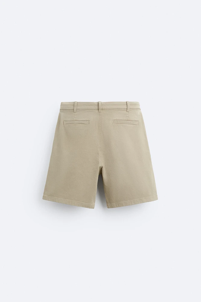 STRUCTURED CHINO BERMUDA SHORTS