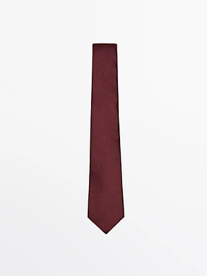 100% silk textured tie