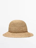 Raffia hat with braided thread