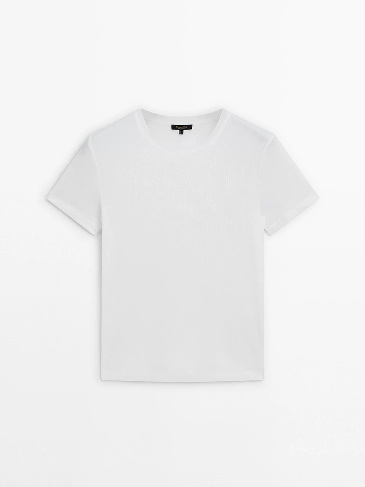 100% cotton ribbed short sleeve T-shirt