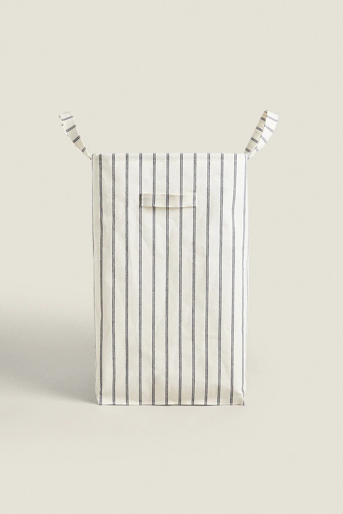 STRIPED LAUNDRY HAMPER