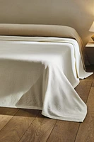 JACQUARD BEDSPREAD