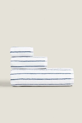 COTTON BATH TOWEL WITH CONTRAST STRIPES