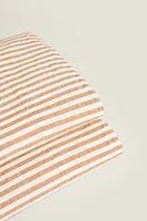 FLAT SHEET WITH THIN STRIPES