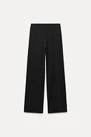 TEXTURED WIDE LEG PANTS