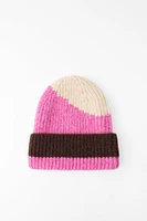 RIBBED KNIT BEANIE