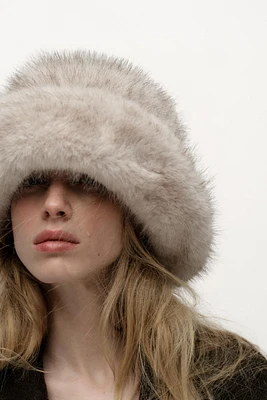 FAUX FUR HAT