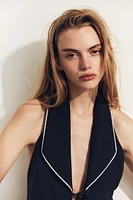 CONTRAST TIED HALTER TOP