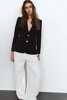 FITTED SHOULDER PAD BLAZER